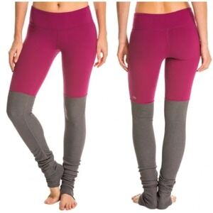 Alo Yoga Goddess Ribbed Leggings Berry/Stormy HeatherConvertible Foot Small***